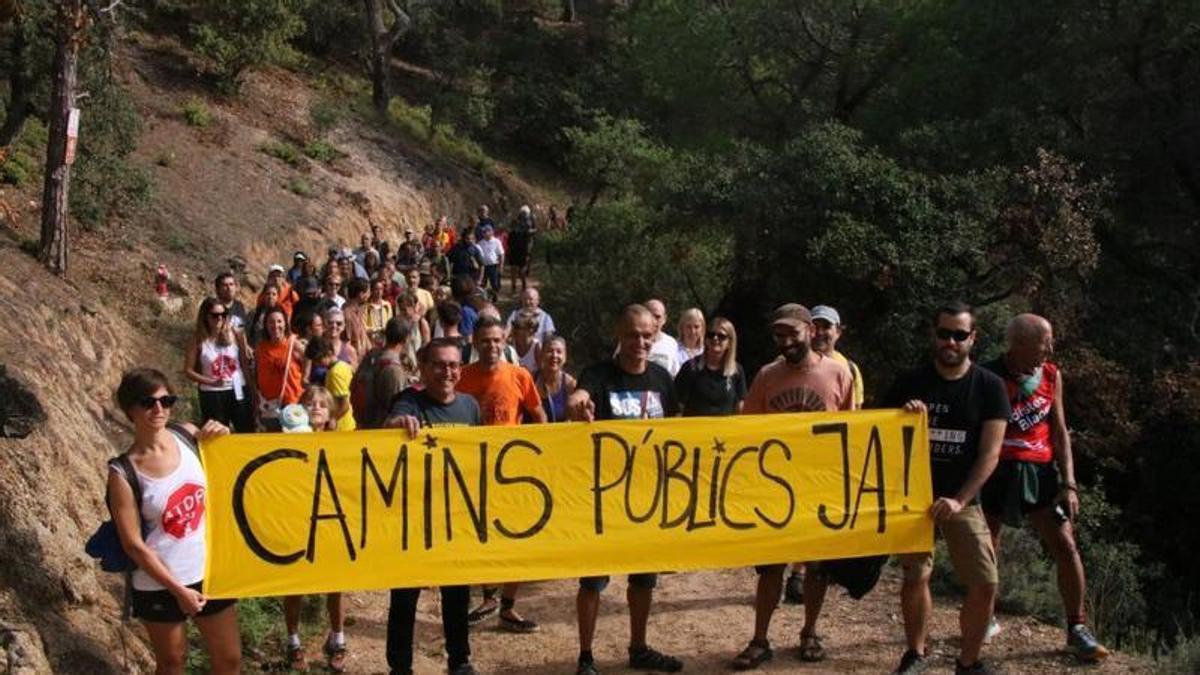 Entitats i persones voluntàries ja han començat a apadrinar trams de camins de ronda i espais litorals per documentar-ne l’estat i detectar possibles irregularitats