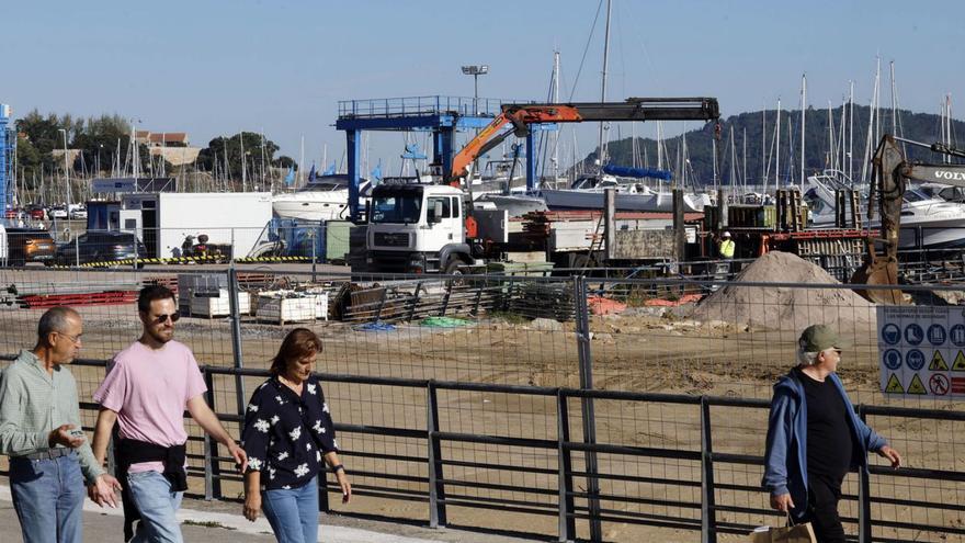 Obras de ampliación en el puerto deportivo, en el centro de la controversia.
