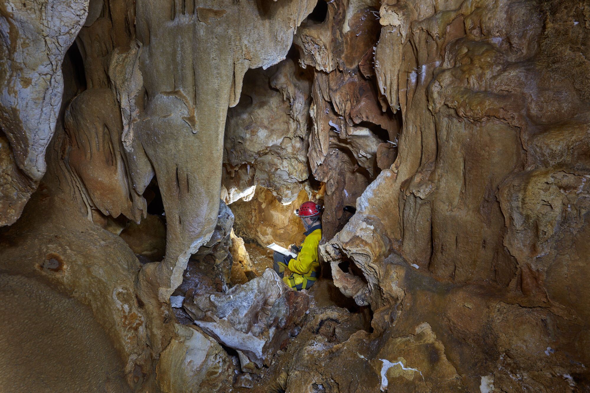 Cueva de las Estegamitas, en Málaga capital, única en el mundo por su configuración y declarada Monumento Natural