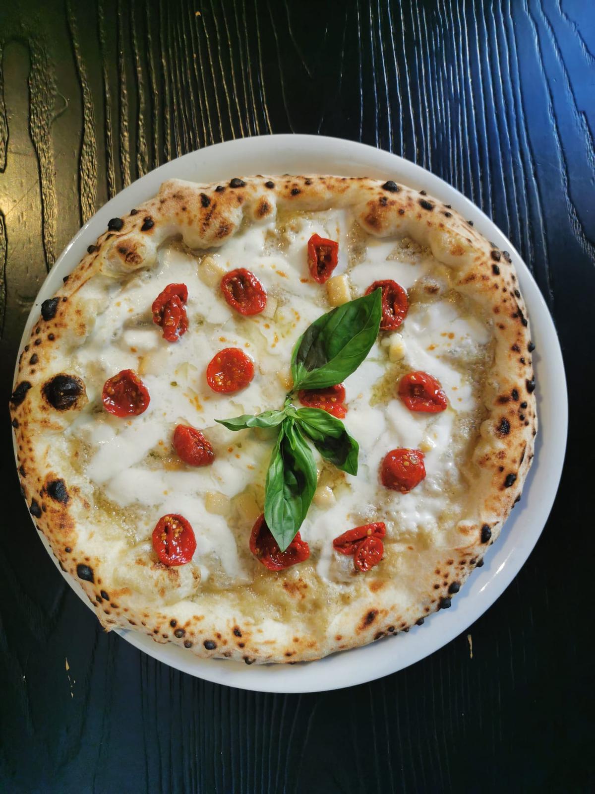 Disfruta de auténticas pizzas italianas en il Museo Pizzería