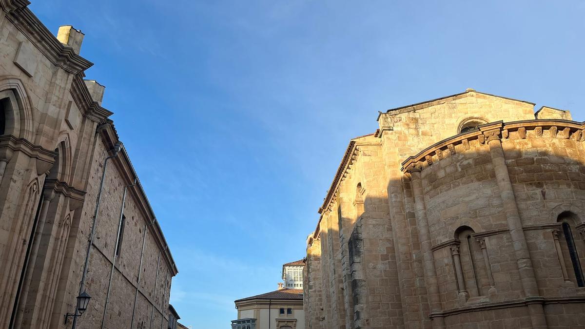 Zamora amanece con cielos claros.