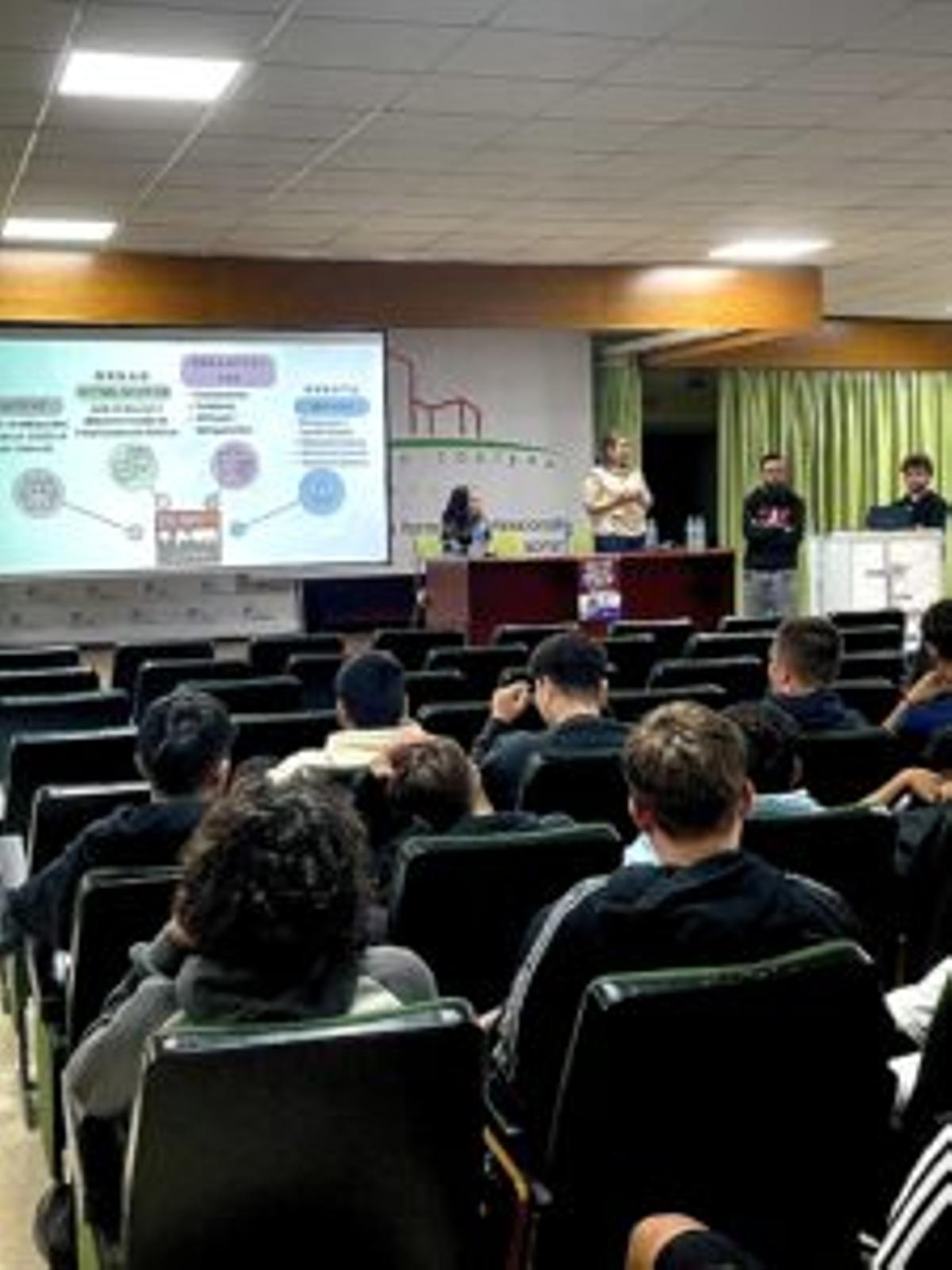 Jornada del Consell de la Joventut y de CCOO en Xàtiva.