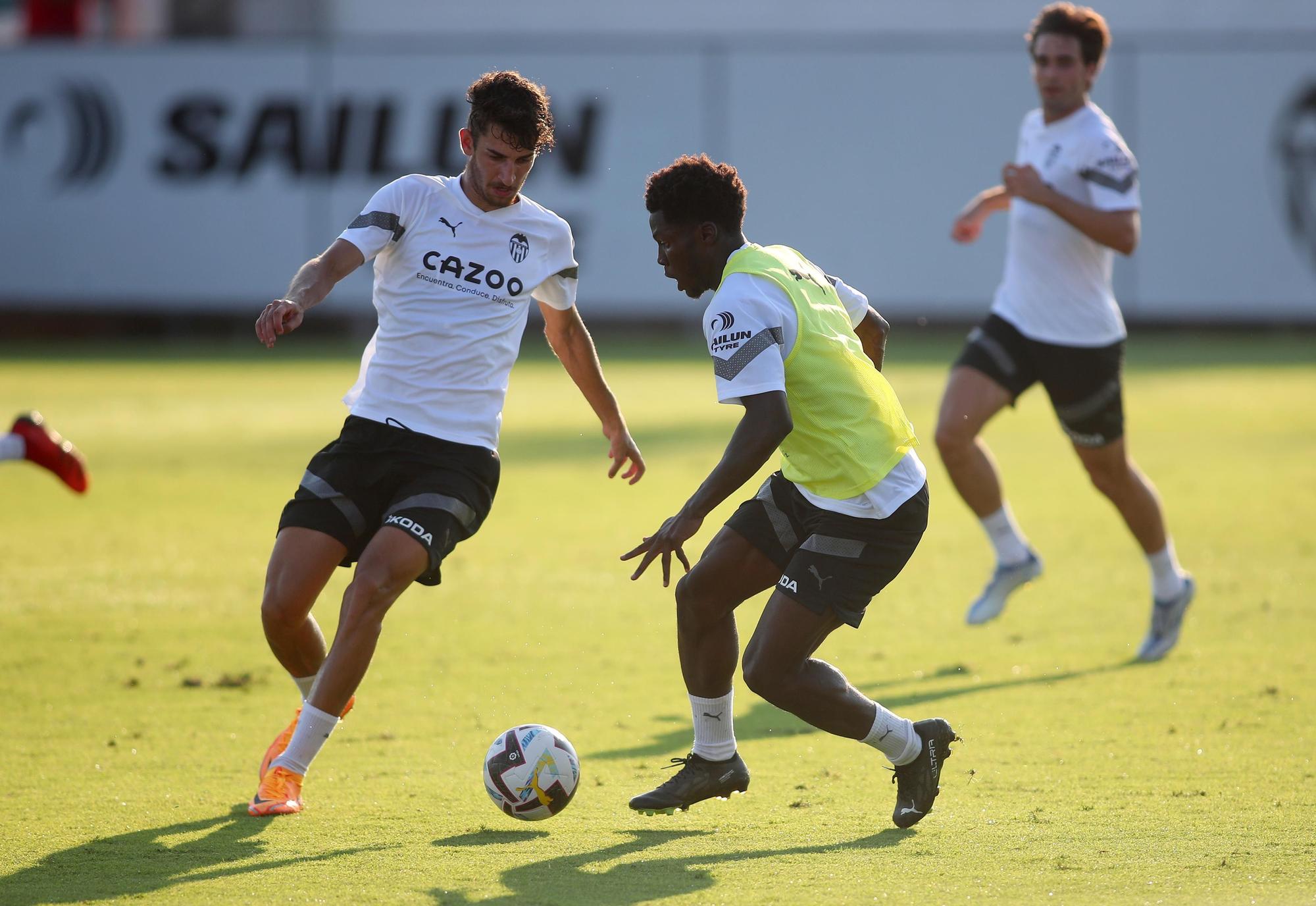 Las mejores imágenes del entrenamiento del Valencia CF