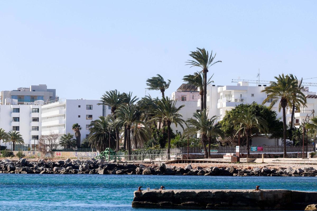 Temporal en Platja d'en Bossa.