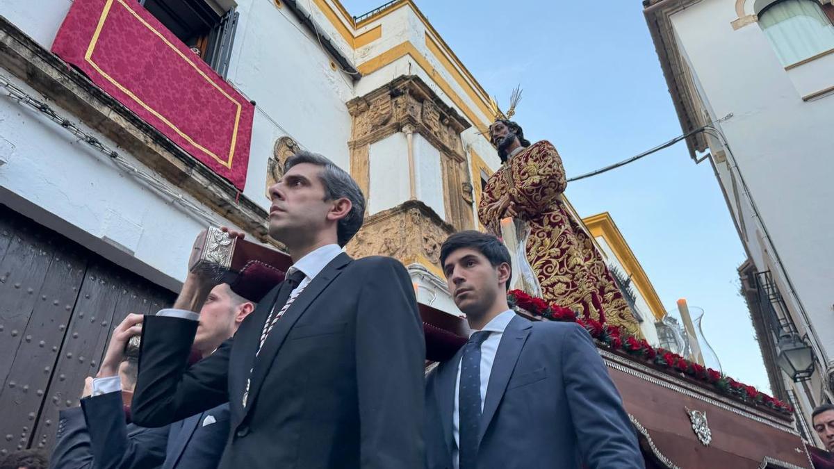 Nuestro Padre Jesús de la Sentencia, este lunes por las calles de Córdoba.