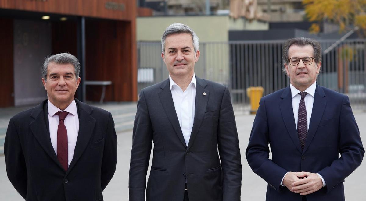 Los candidatos a la presidencia del F.C. Barcelona: Joan Laporta, Víctor Font i Antoni Freixa