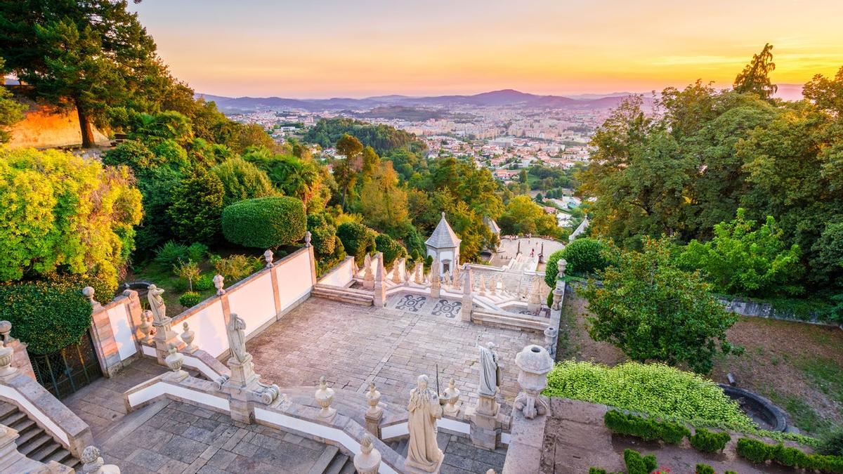 Braga y su escalera hacia el cielo, el destino ideal para la cuaresma