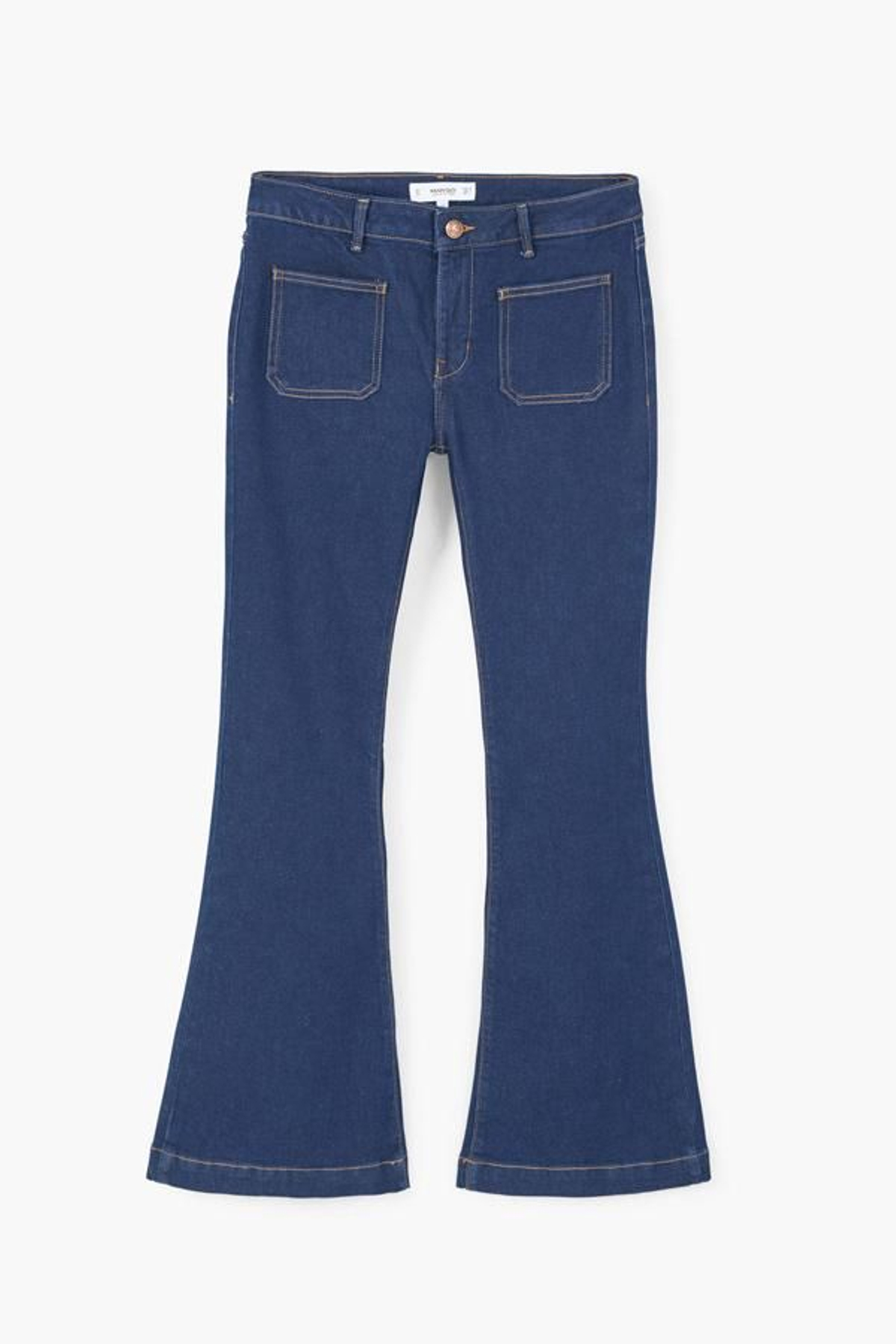 20 prendas de Mango por menos de 20 euros: 'flared jeans'