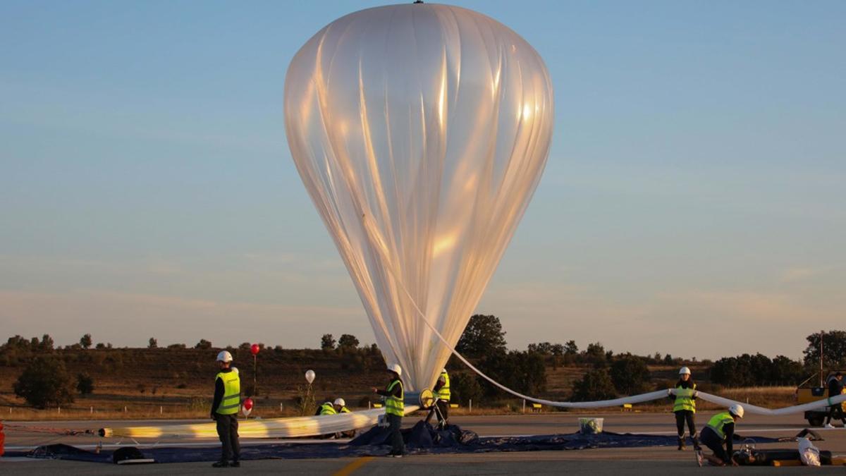 Globo de helio que se utiliza en incursiones a la estratosfera.