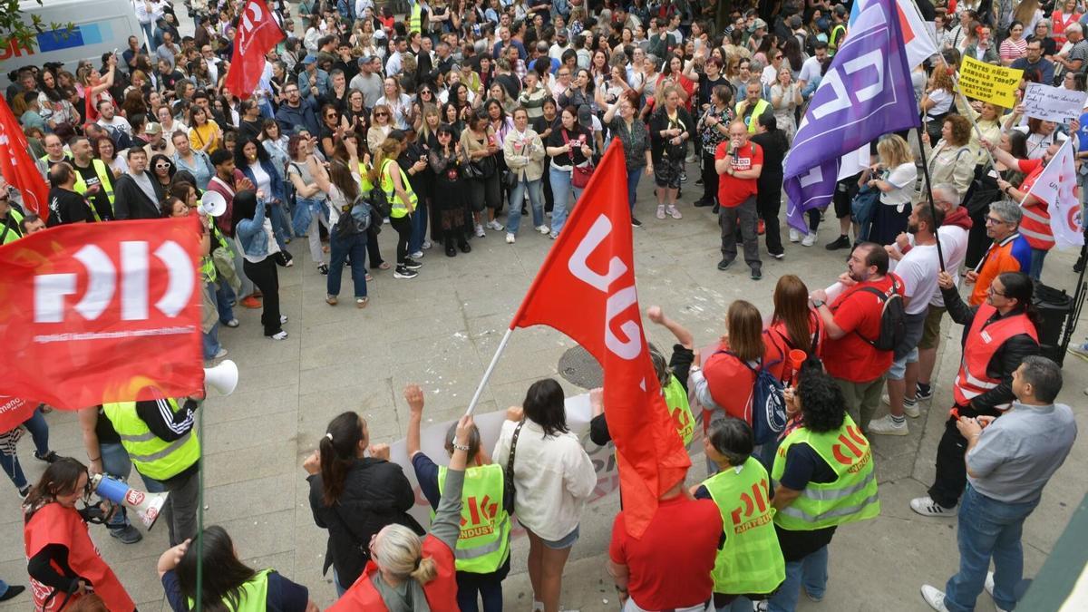 Los supermercados de A Coruña afrontan tres días de huelga en pleno puente de agosto