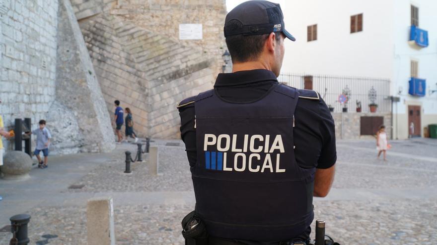 35 denuncias por tirar mal la basura en la ciudad de Ibiza