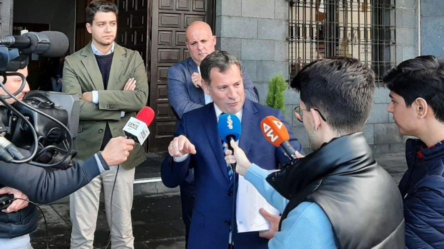 The PP denounces irregularities in the Christmas public lighting