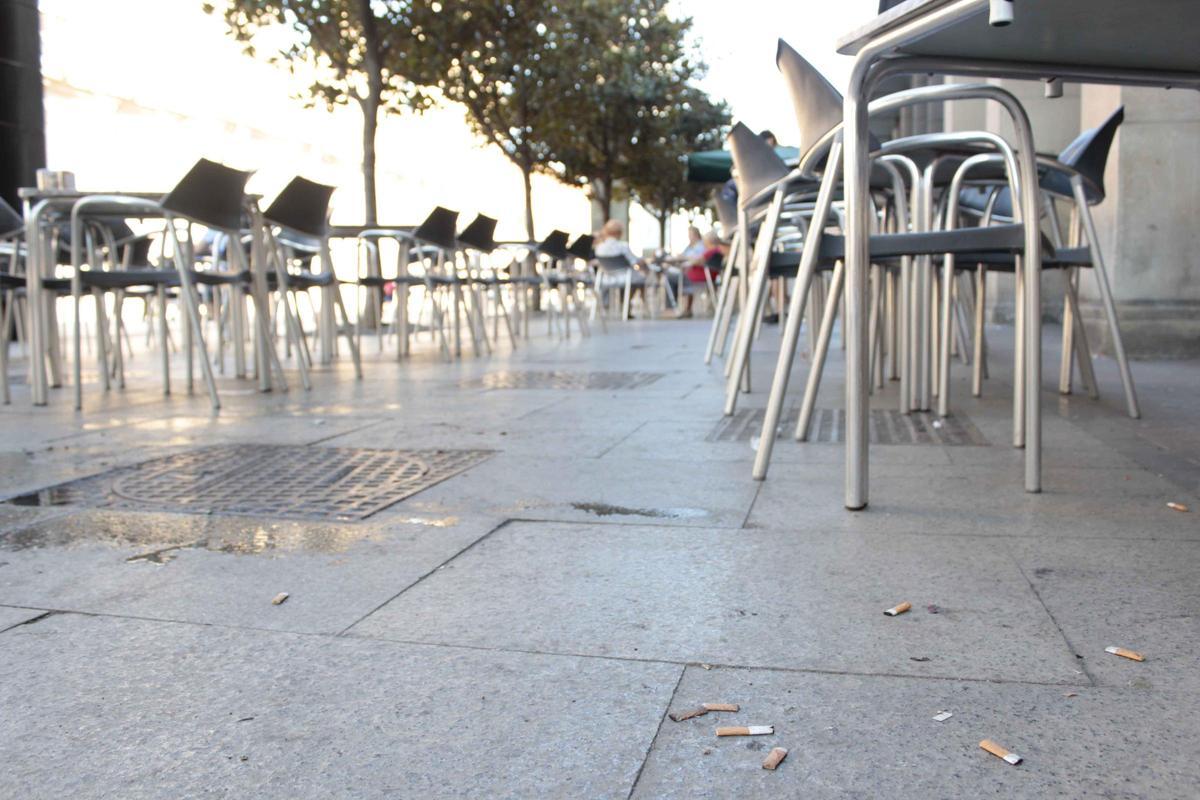 A pesar de su diminuto tamaño, las colillas son uno de los residuos más presentes en las calles y uno de los más dañinos para el medio ambiente