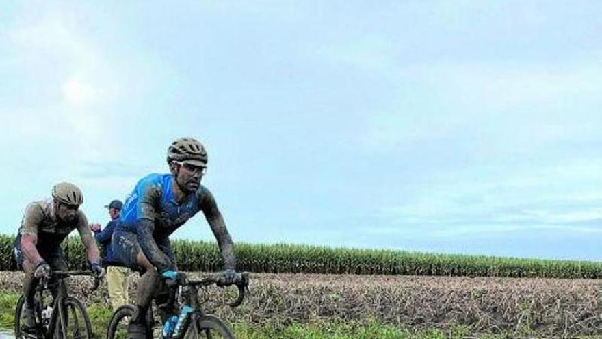 «Hay momentos de la París-Roubaix en que comes fango, no ves»