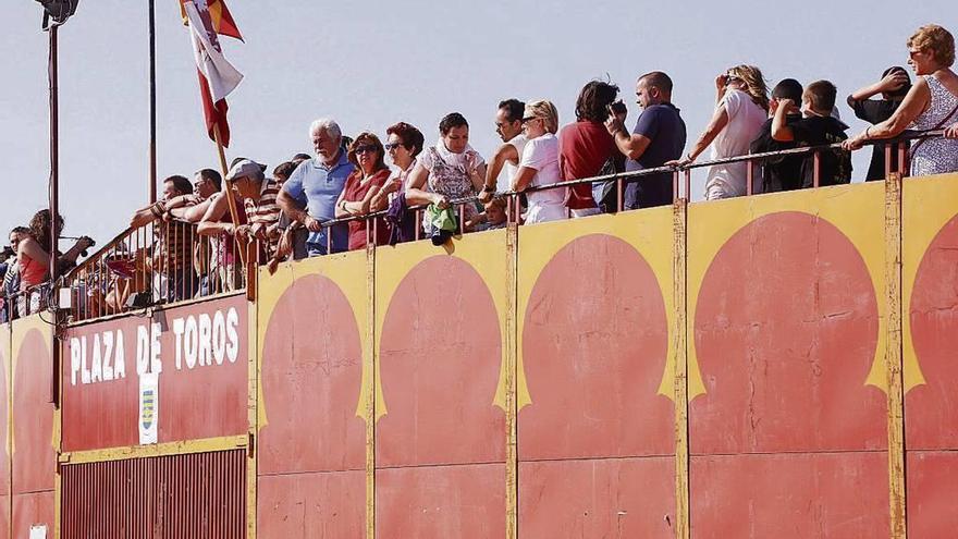 Plaza de toros de Villalpando, que el Ayuntamiento reformará este año, gastando 12.000 euros.