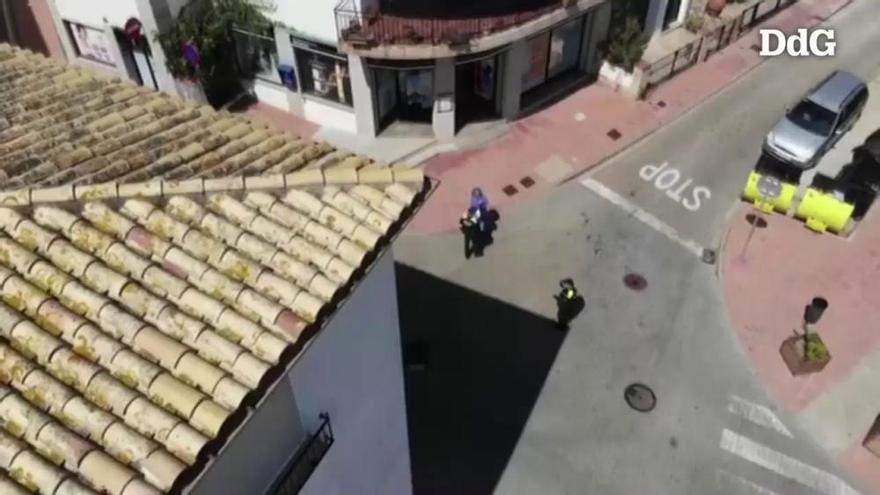 Vídeo: Controls amb dron a les platges i cales de Palafrugell per qui se salti el confinament