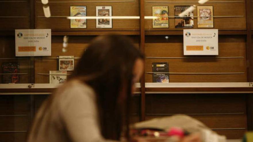 La UA quiere custodiar la Biblioteca Gabriel Miró