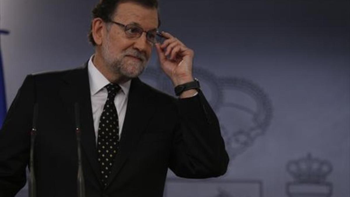 El presidente del Gobierno en funciones, Mariano Rajoy, ayer, durante su comparecencia ante la prensa.