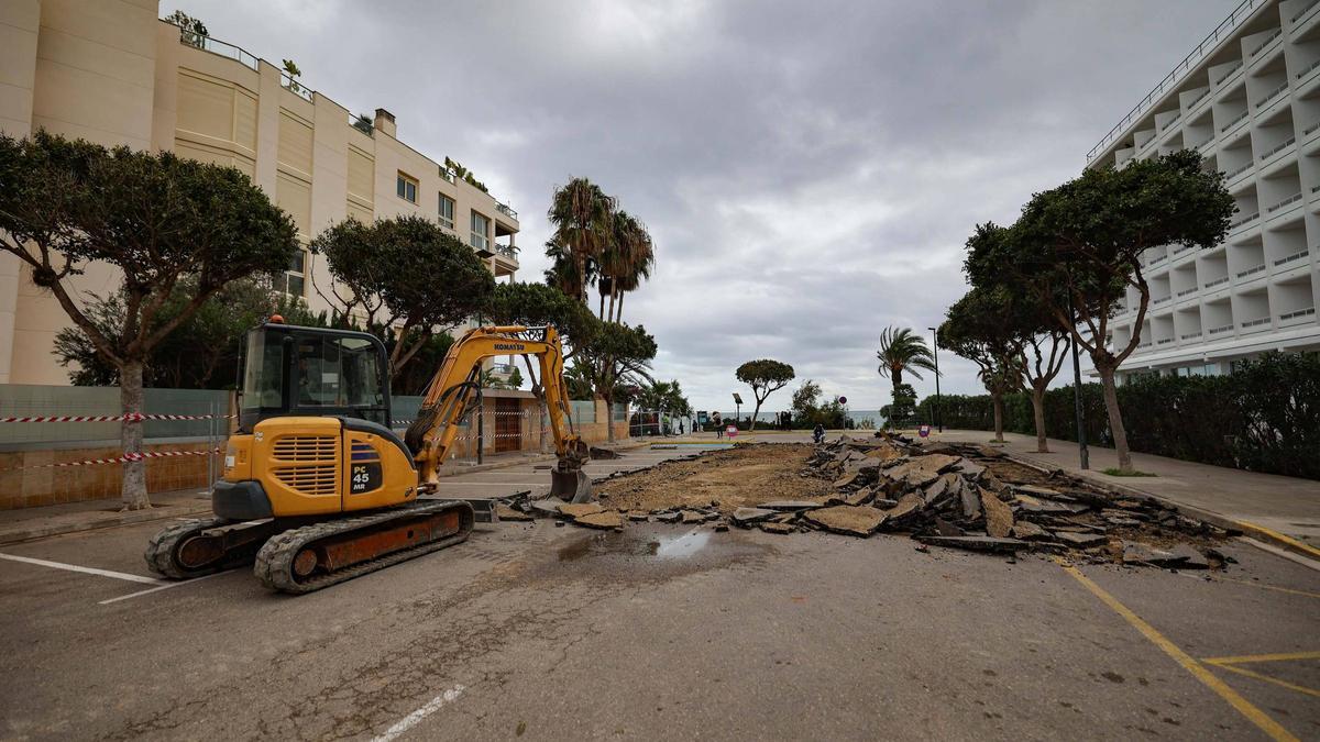 Comienzan las obras del tanque de tormentas para evitar inundaciones en Platja d'en Bossa
