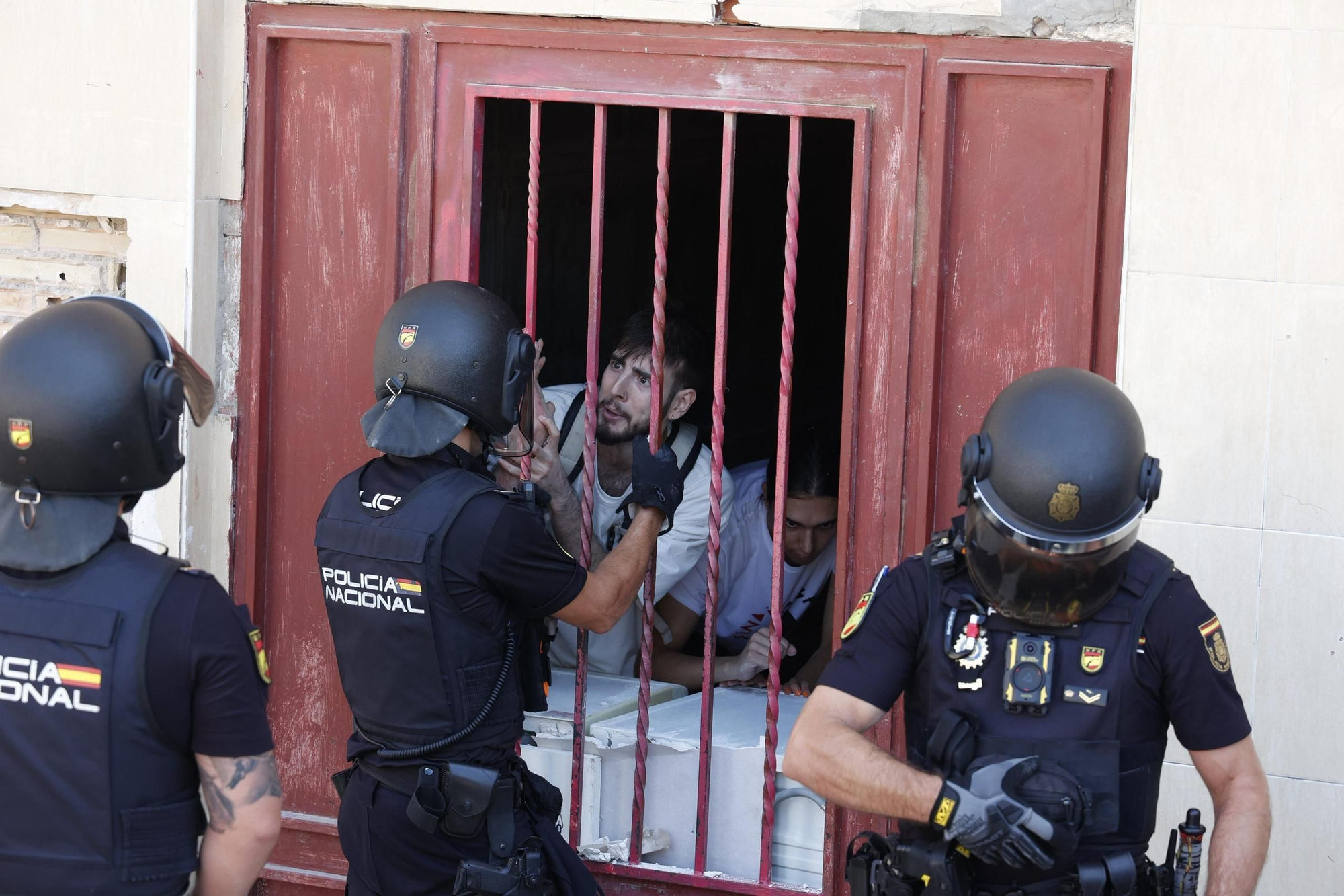 Desahucio en el barrio de Nou Alacant