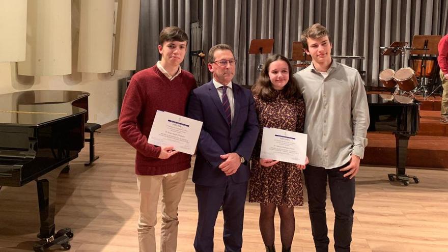 Estudiantes del IES Sánchez Lastra, premios extraordinarios