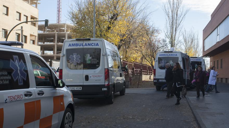 Cinco recursos paralizan la licitación del nuevo contrato de ambulancias