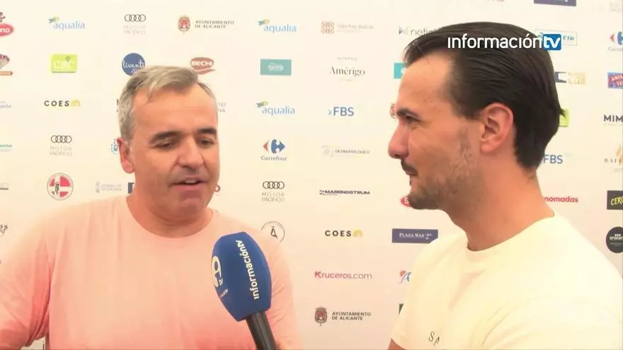 Antonio Puerto comparte una jornada en el racó de InformaciónTV
