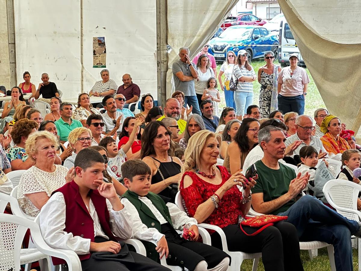 EN IMÁGENES: Festival folclórico infantil en Argüelles