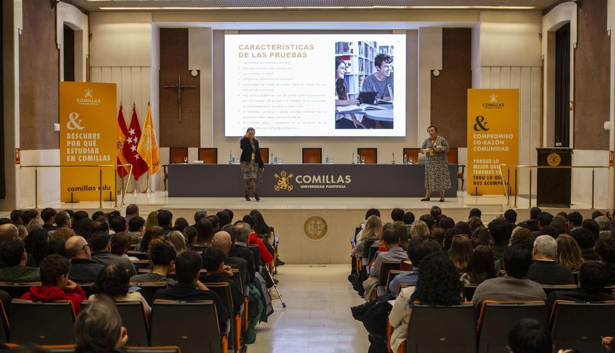 Universitat Pontifícia Comillas: 130 anys formant futur Universitat Pontifícia Comillas: 130 anys formant futur