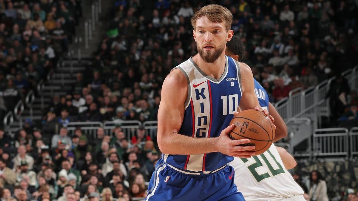 Domantas Sabonis no consigue evitar la derrota de los Kings frente a los Bucks