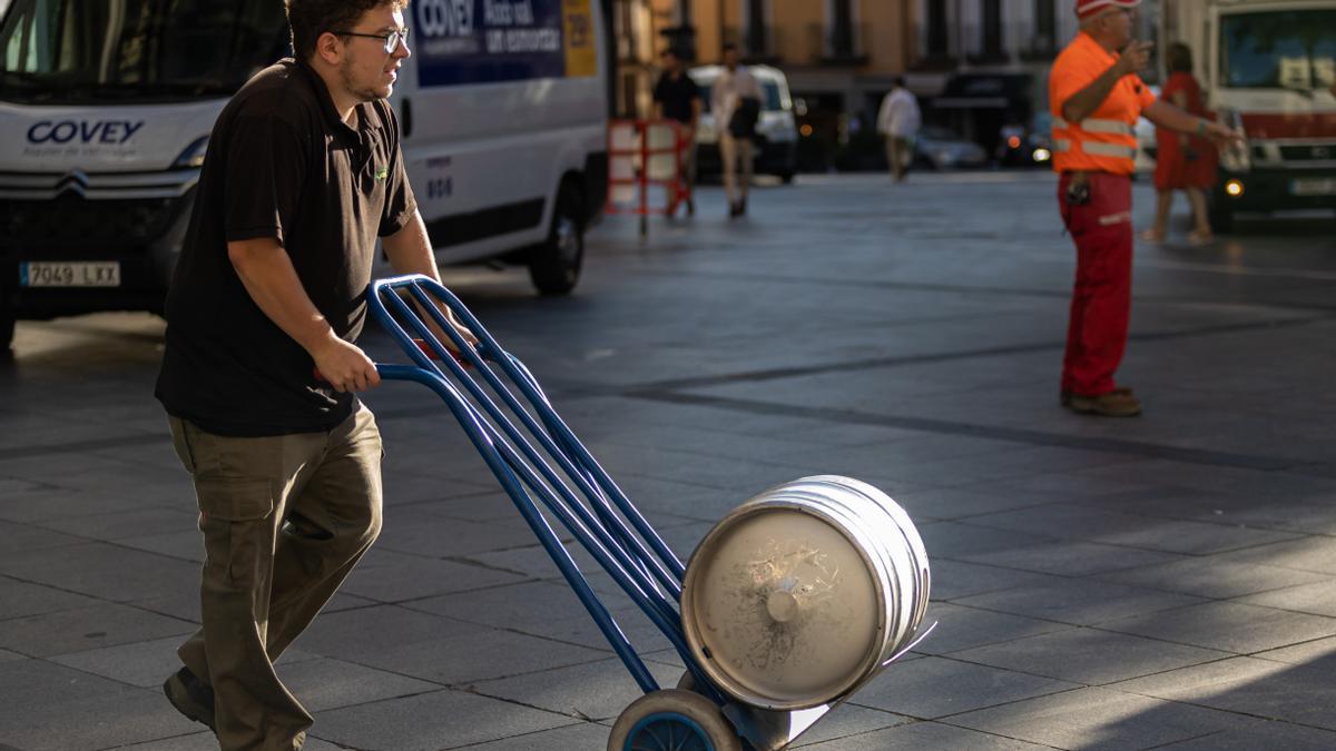 Los contratos indefinidos se triplican hasta junio tras la reforma laboral.