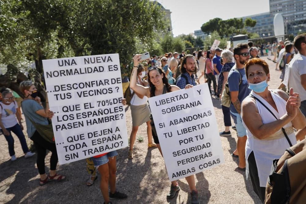 Concentració a Madrid contra les mascaretes