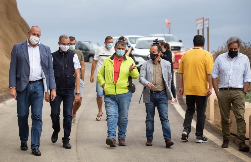 Visita a las obras del talud de Almáciga