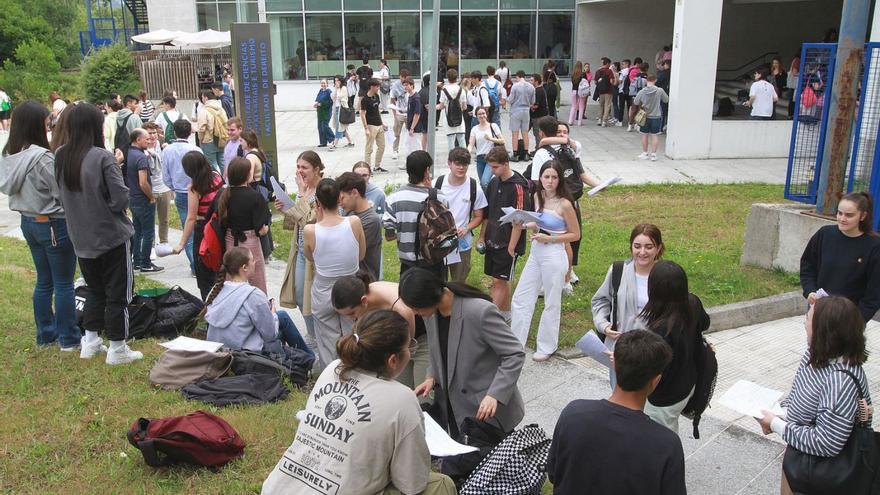 Cambios en los horarios de la ABAU 2024 en Galicia: los primeros exámenes serán los de Lengua Gallega y Extranjera