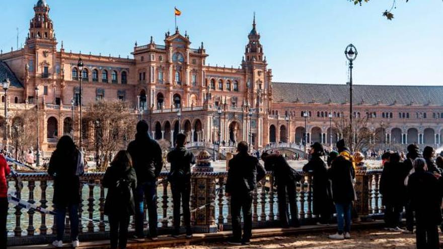Reacciones a la propuesta de cobrar por entrar a la Plaza de España