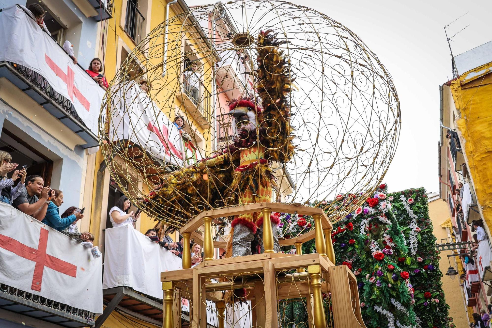La Entrada Mora de Alcoy devuelve a la vida a Al-Azraq