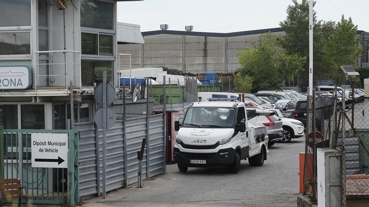 El dipòsit municipal de vehicles de Girona.