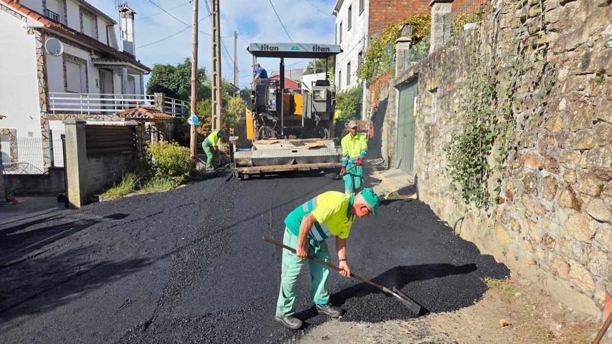 Una de las obras de mejora viaria que se acometieron en Padrón