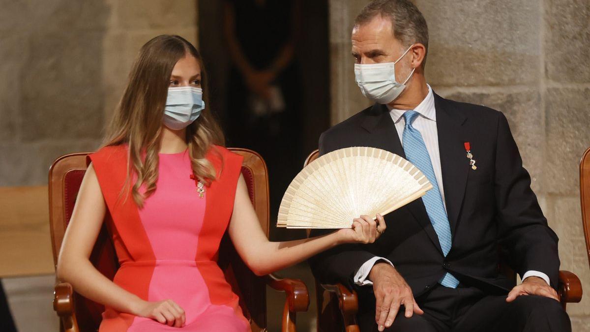 La princesa Leonor y el Rey Felipe VI.