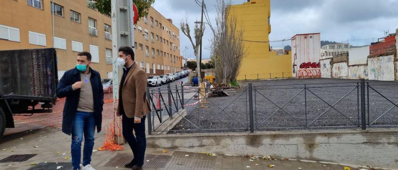 Josimar Hernández y Luis Yeray Gutiérrez, de visita en la obra.