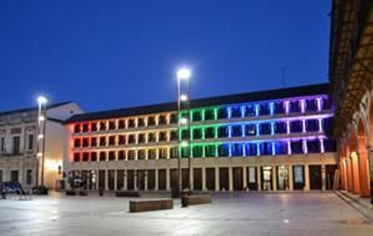 Espectáculo de luz y sonido en el centro de UCOCultura en La Corredera.