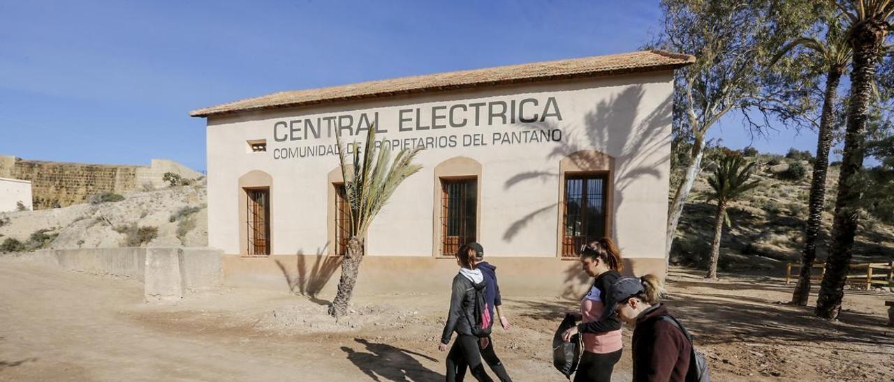 La central del Pantano de Elche