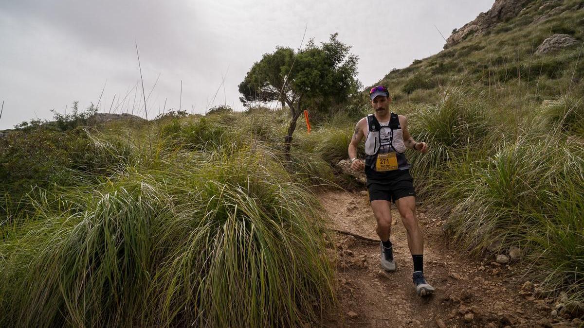 Medio millar de corredores en la 'II Travessa Mallorca Serra de Tramuntana'