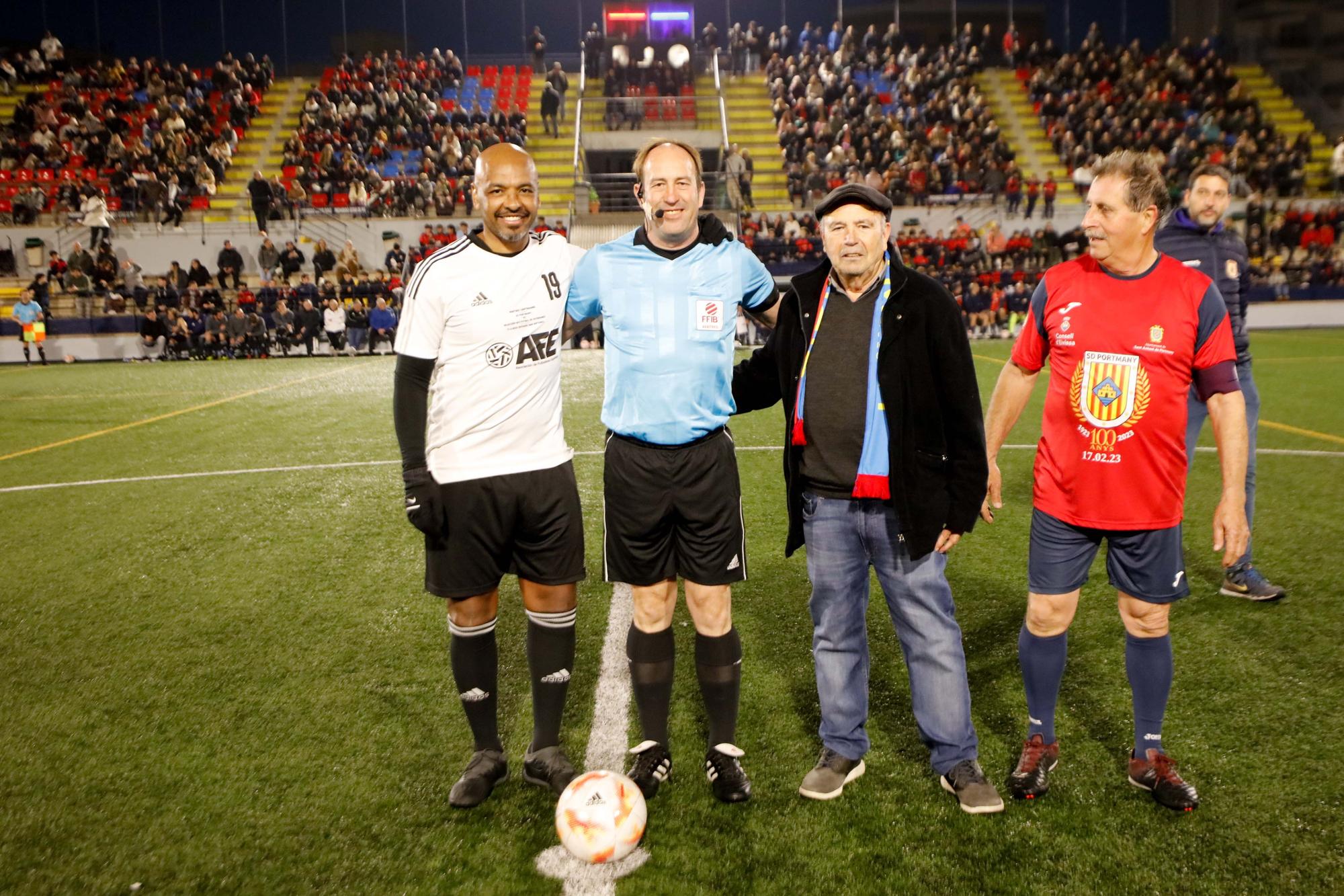 Mira aquí todas las imágenes del partido entre veteranos por el centenario del club Portmany