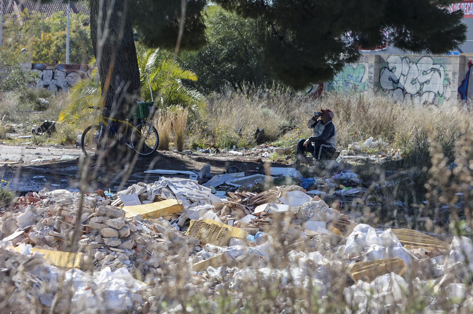 Escombreras ilegales, Ecopuntos y Ecoparque