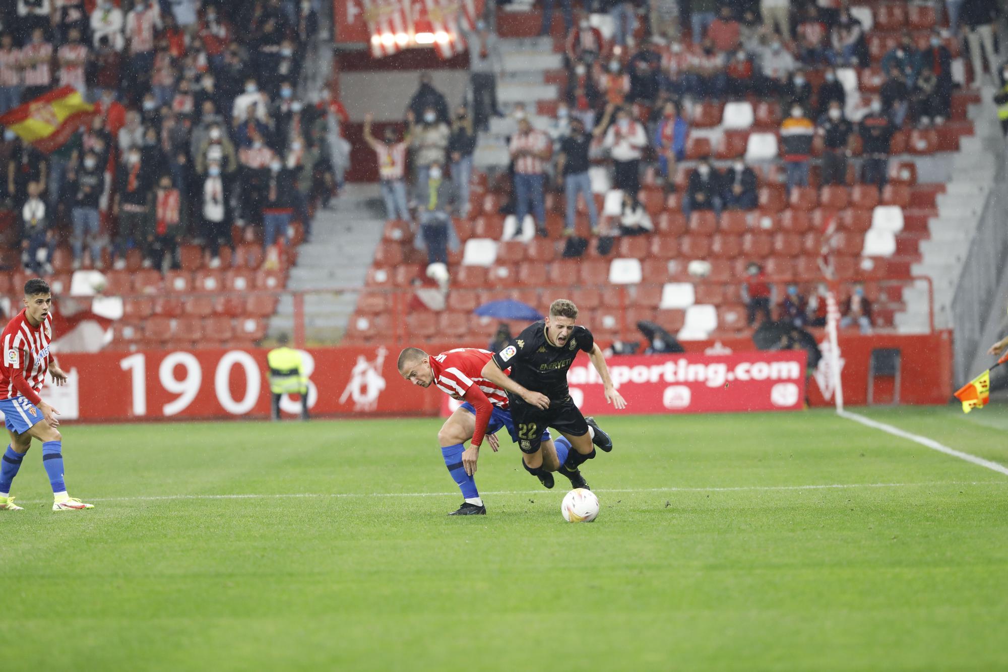 En imágenes: así fue el partido entre el Sporting y el Alcorcón