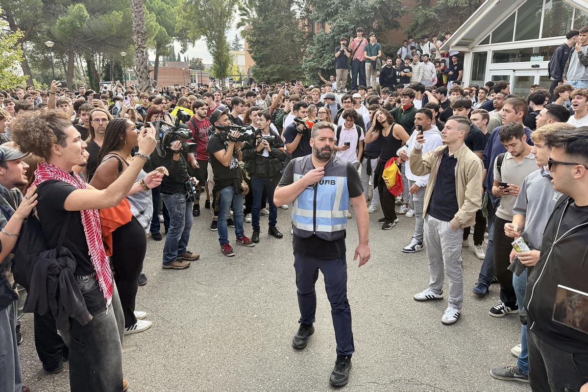 Tensión en la UAB ante la visita de Vito Quiles a Bellaterra