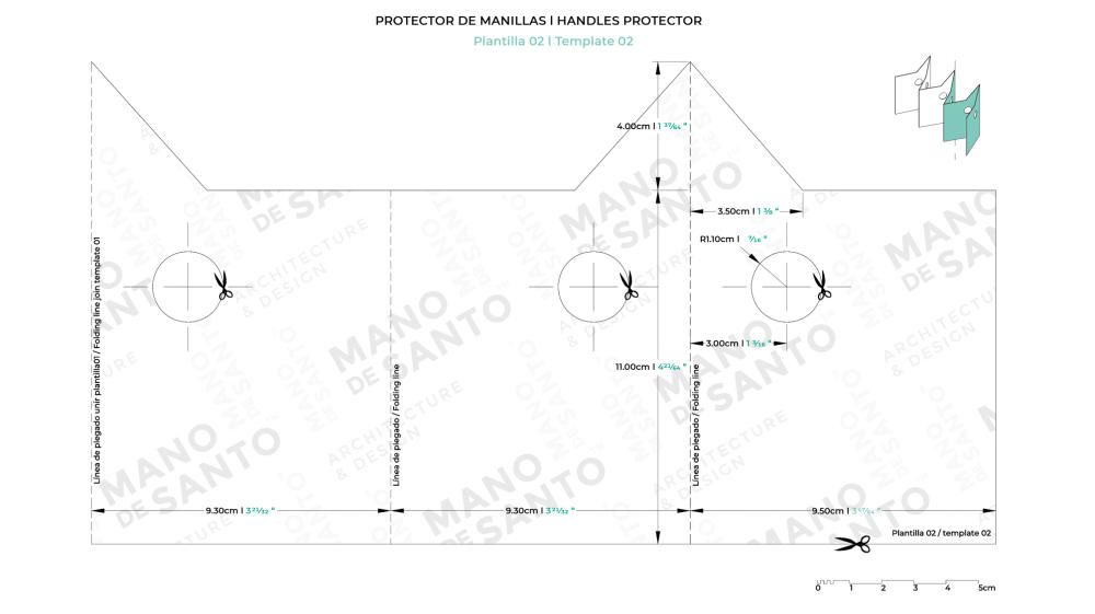 Un estudio valenciano diseña un protector de manilla para abrir la puerta con el codo