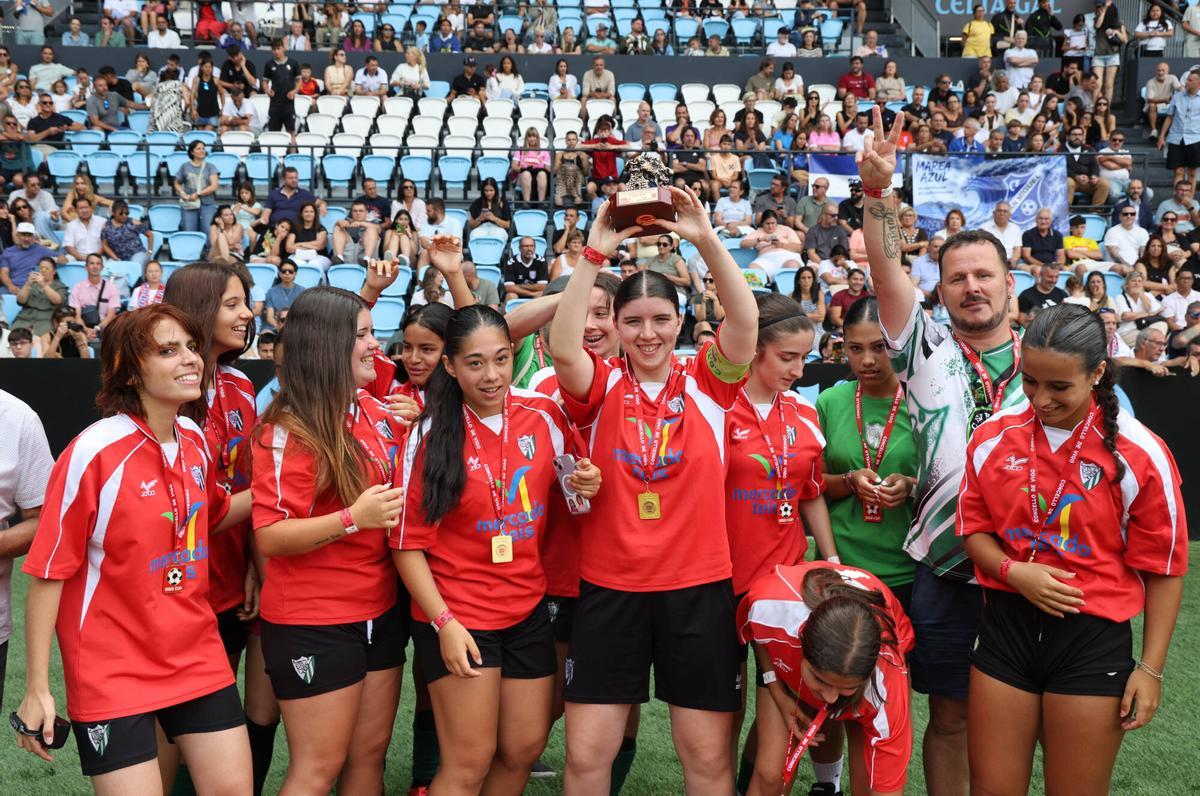 El estadio de Balaídos acogió las 18 finales de la última edición de la Vigo Cup, así como sus correspondientes entregas de premios.