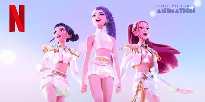 La fiebre K-Pop arrasa en Zamora: pelucas moradas agotadas y disfraces bajo mínimos en las tiendas